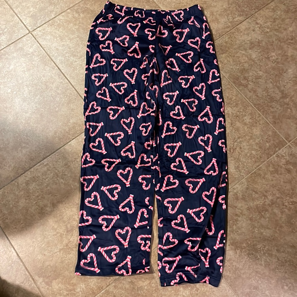 NWT candy cane heart sleep pants size small